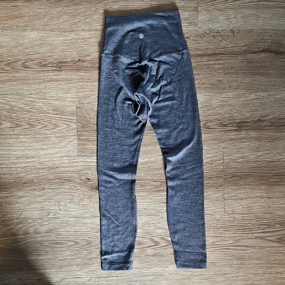 Lululemon Athletica Charcoal Leggings, Size Extra Small/Small